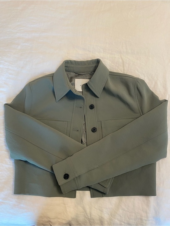 Aritzia Jackets & Blazers - Aritzia Sage Green Cropped Button Jacket